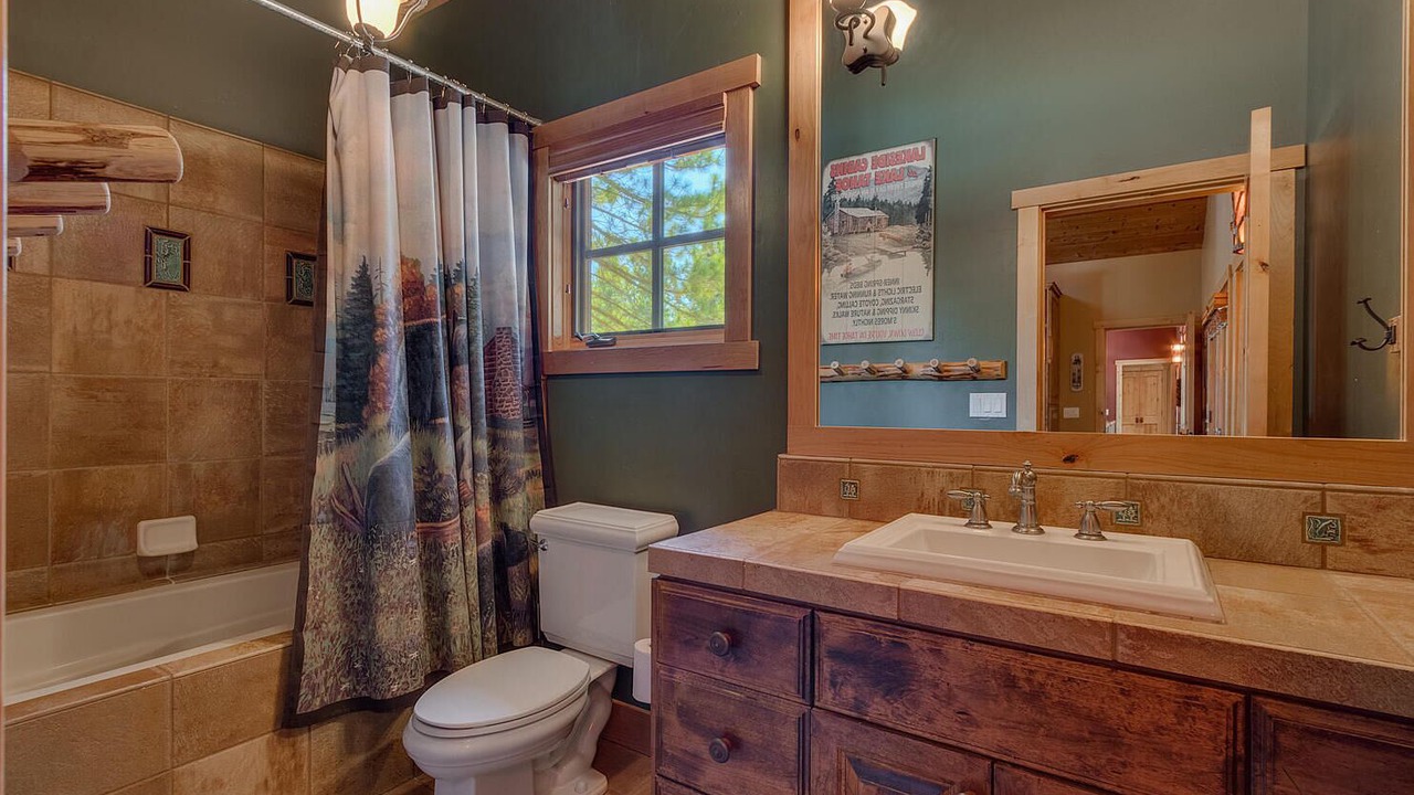 Photo of Bathroom in Sunnyside