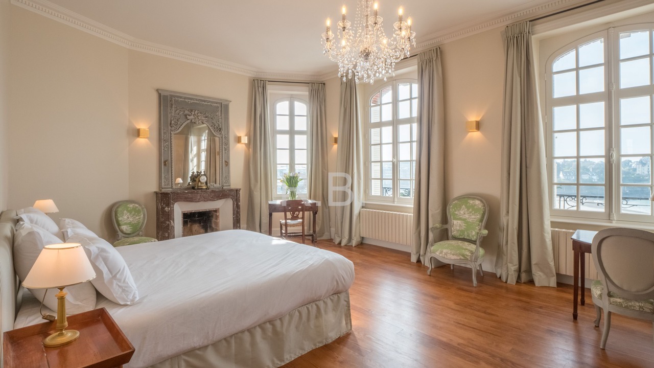 Photo of Bedroom in Dinard