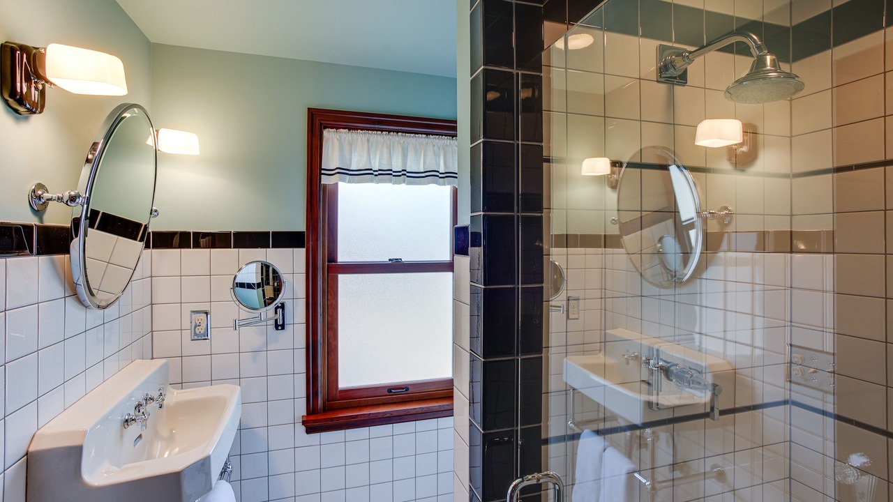 Photo of Bathroom in West End