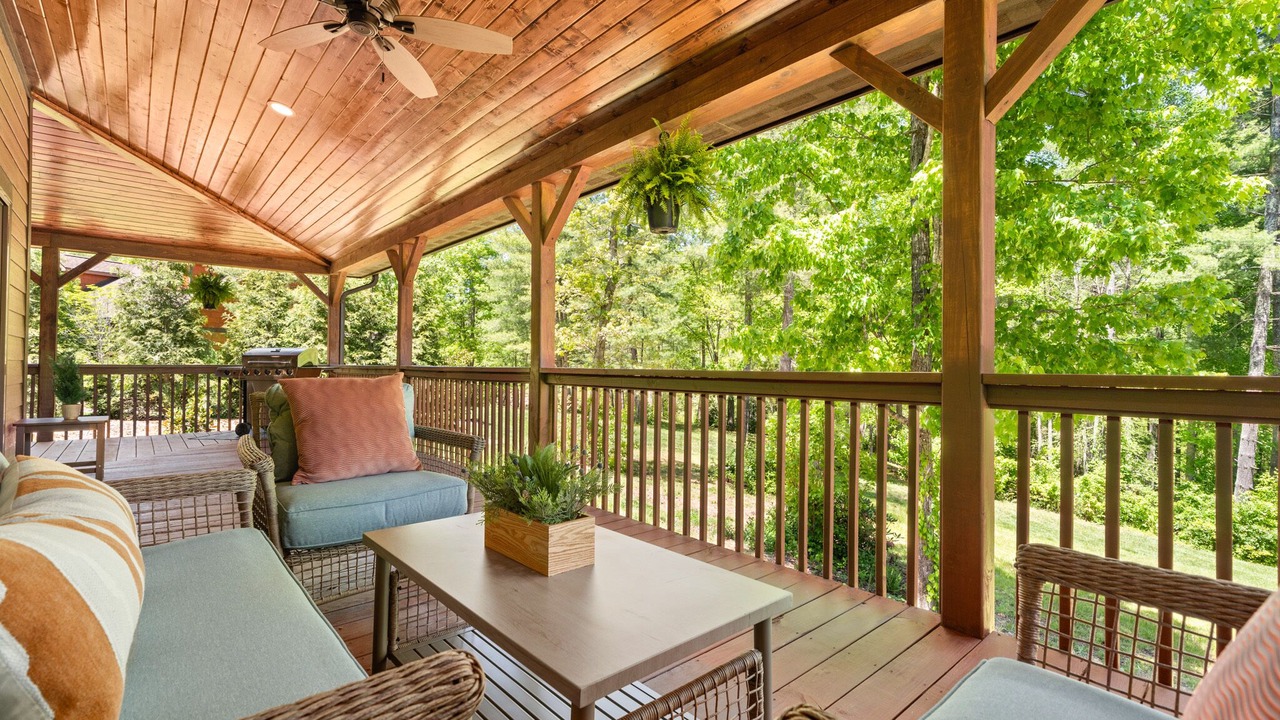 Photo of Patio Balcony in Skyland