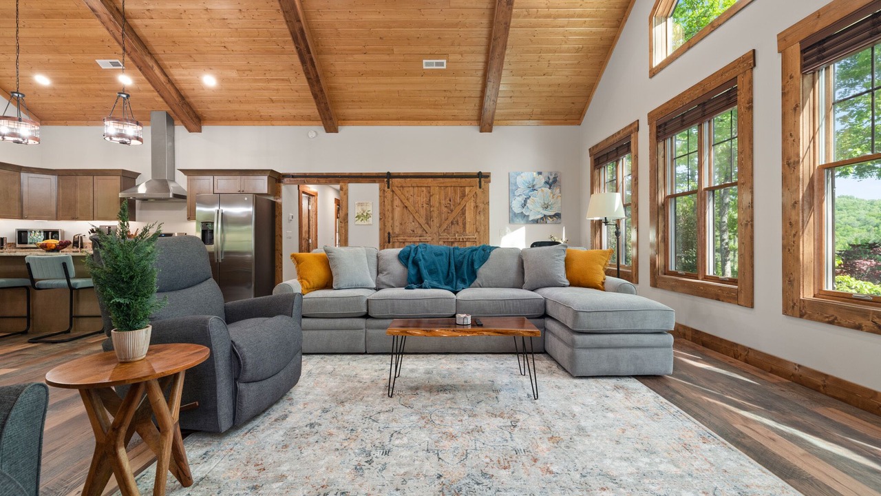 Photo of Livingroom in Skyland