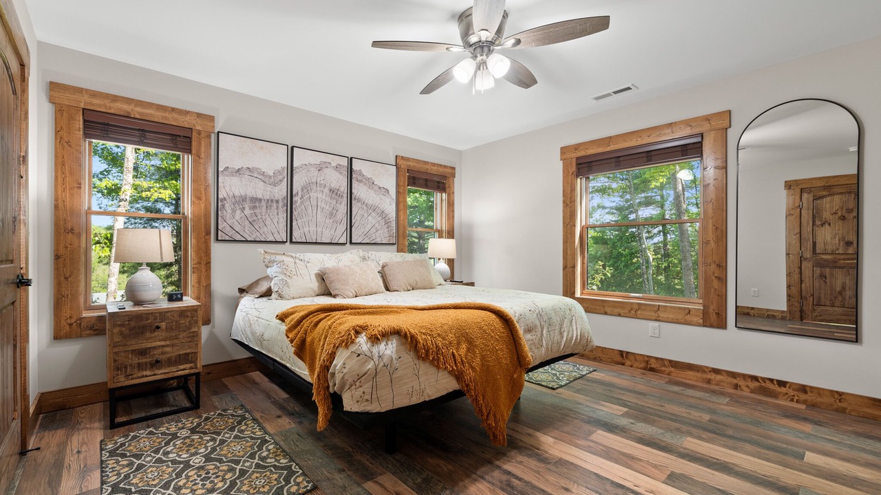 Photo of Bedroom in Skyland