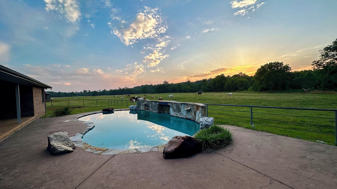 Photo of Outdoor in Proctor