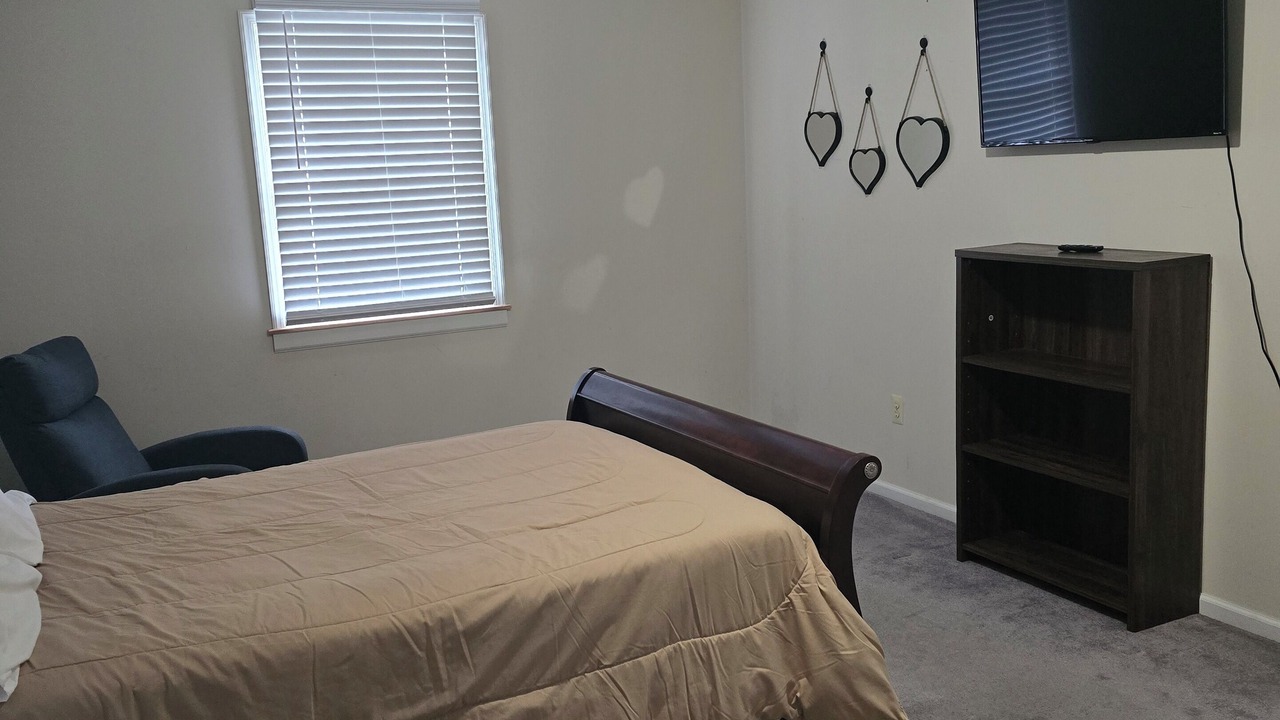 Photo of Bedroom in Rossville