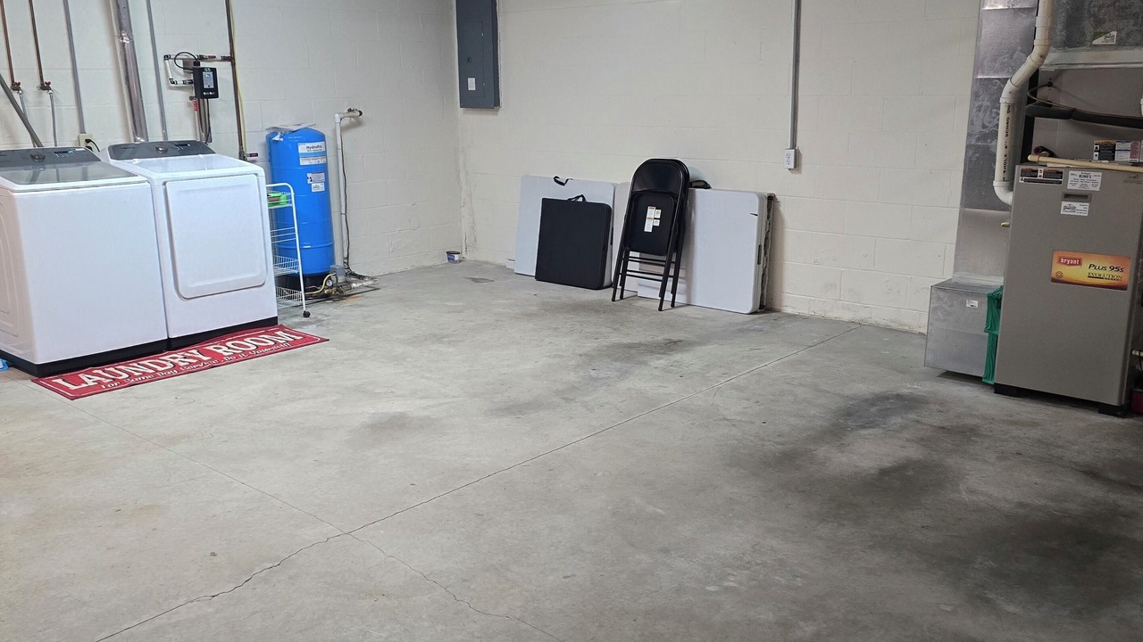 Photo of Others in Rossville