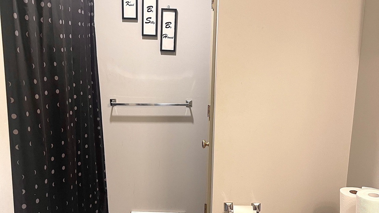 Photo of Bathroom in Rossville