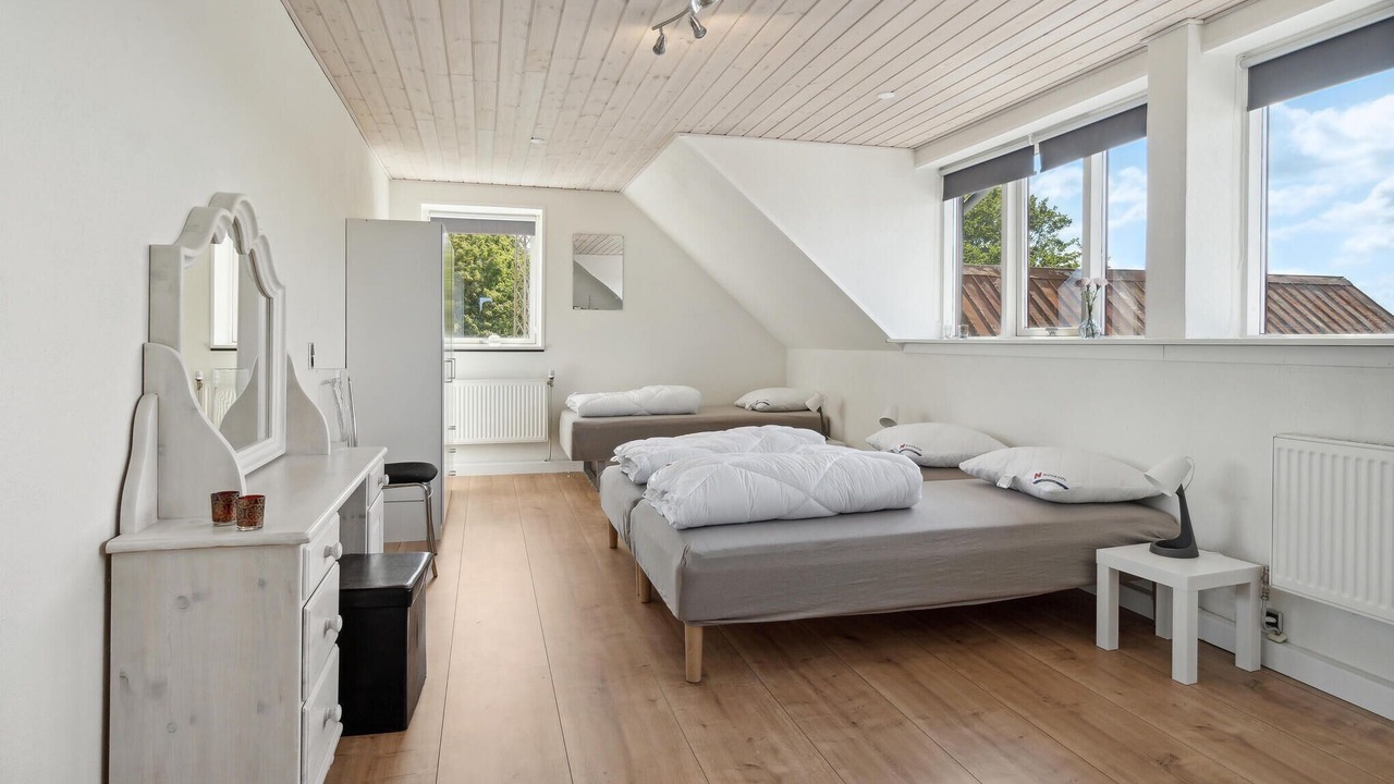 Photo of Others in Farso