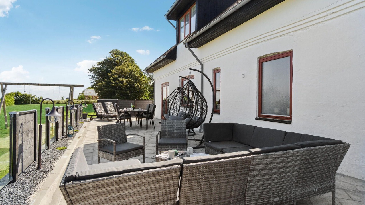 Photo of Others in Farso