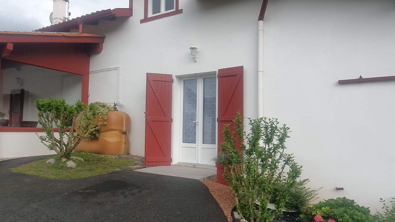 Photo of Outdoor in Osses