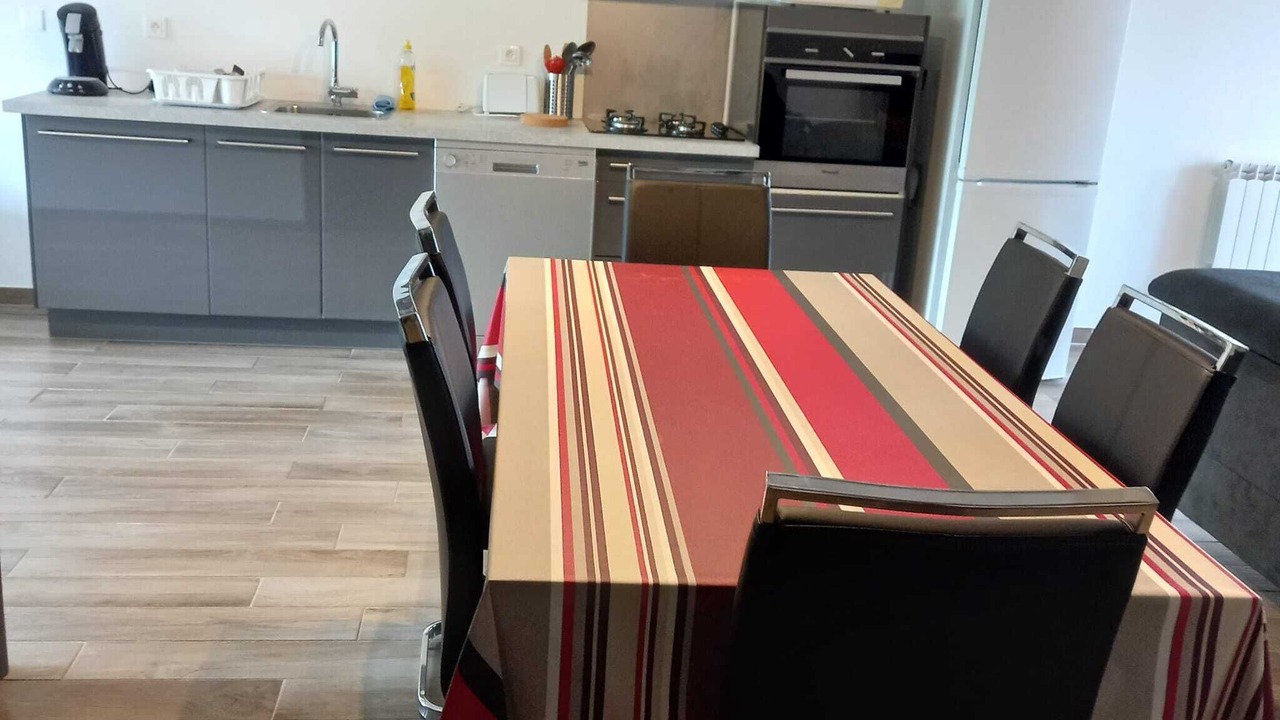 Photo of Others in Osses