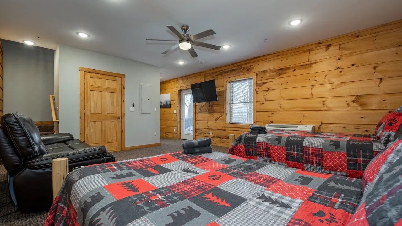 Photo of Bedroom in McHenry