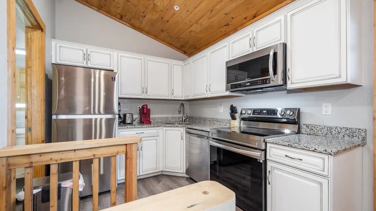 Photo of Kitchen in McHenry