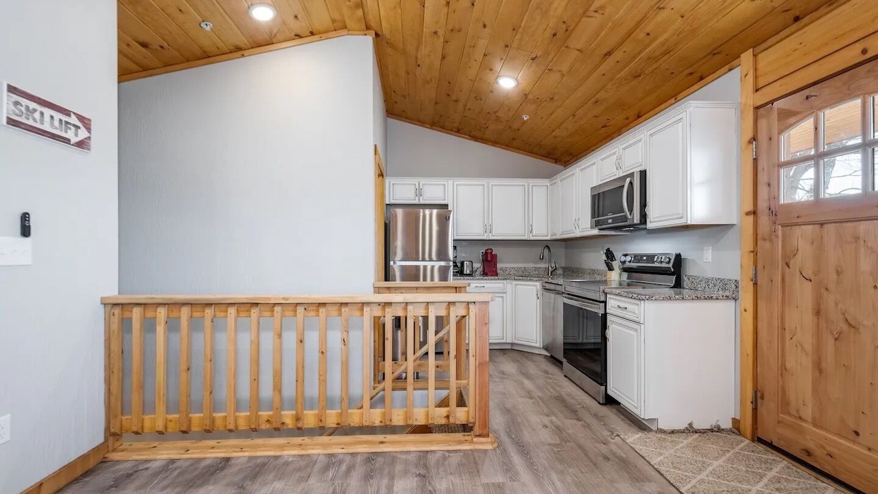 Photo of Kitchen in McHenry