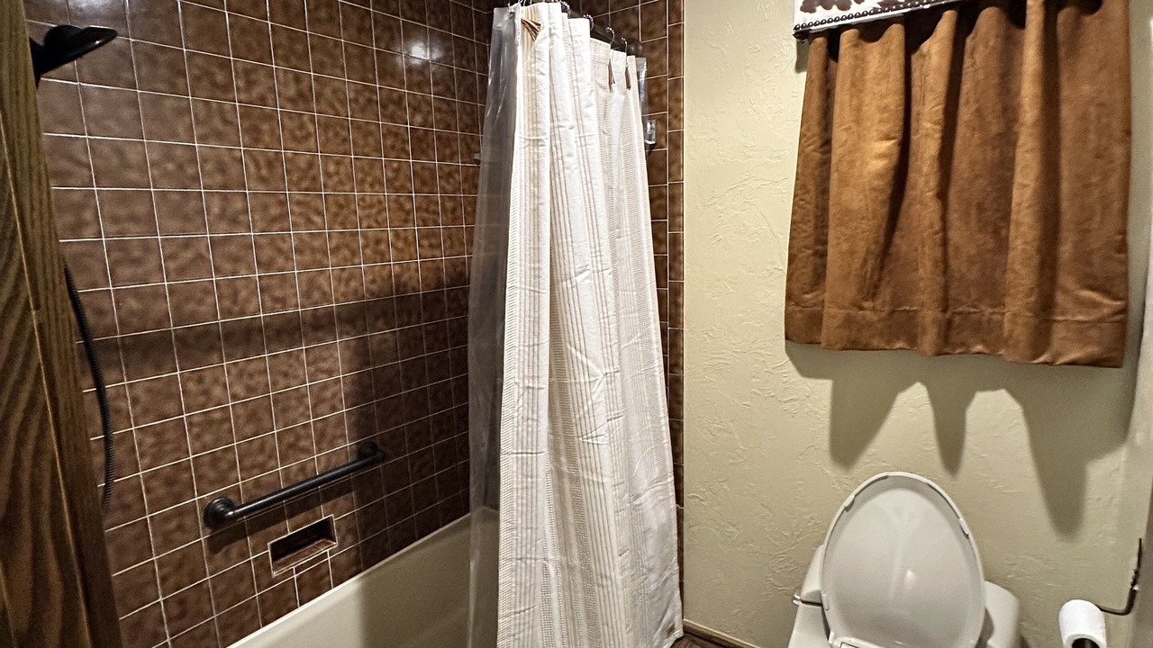 Photo of Bathroom in Guthrie