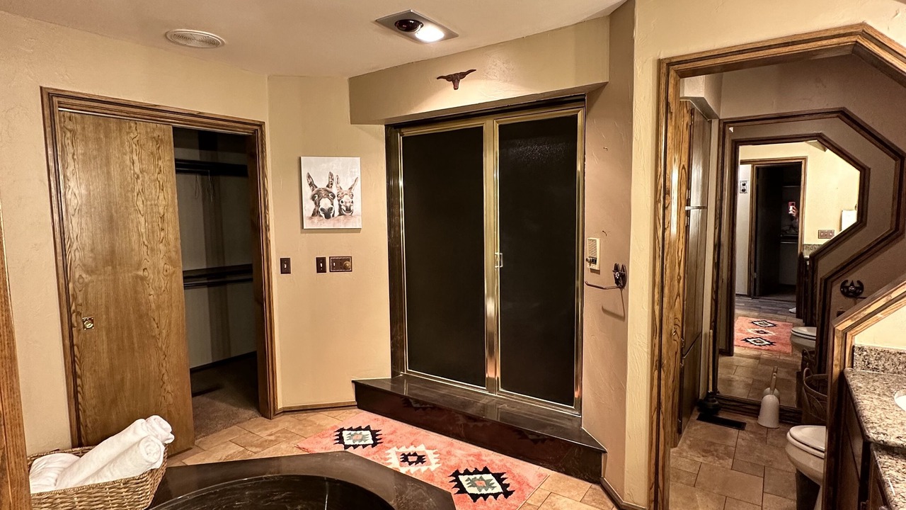 Photo of Bathroom in Guthrie