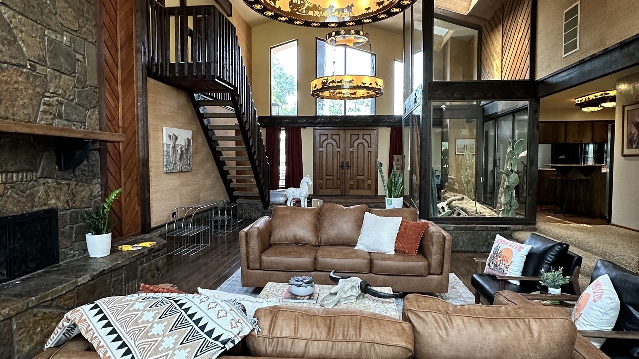 Photo of Livingroom in Guthrie