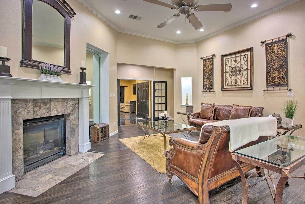 Photo of Livingroom in Allen