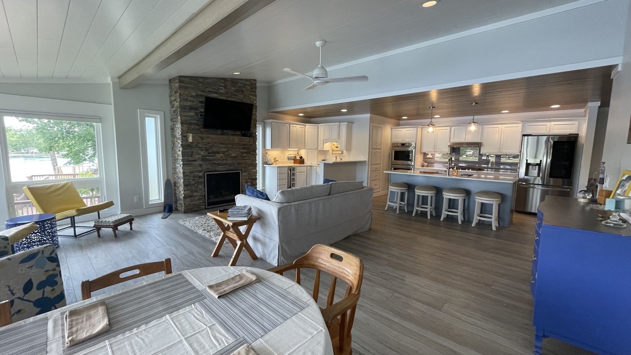 Photo of Livingroom in Leesburg
