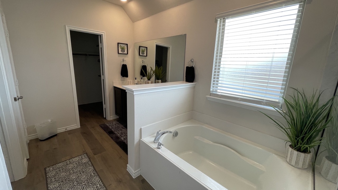 Photo of Bathroom in Mesquite