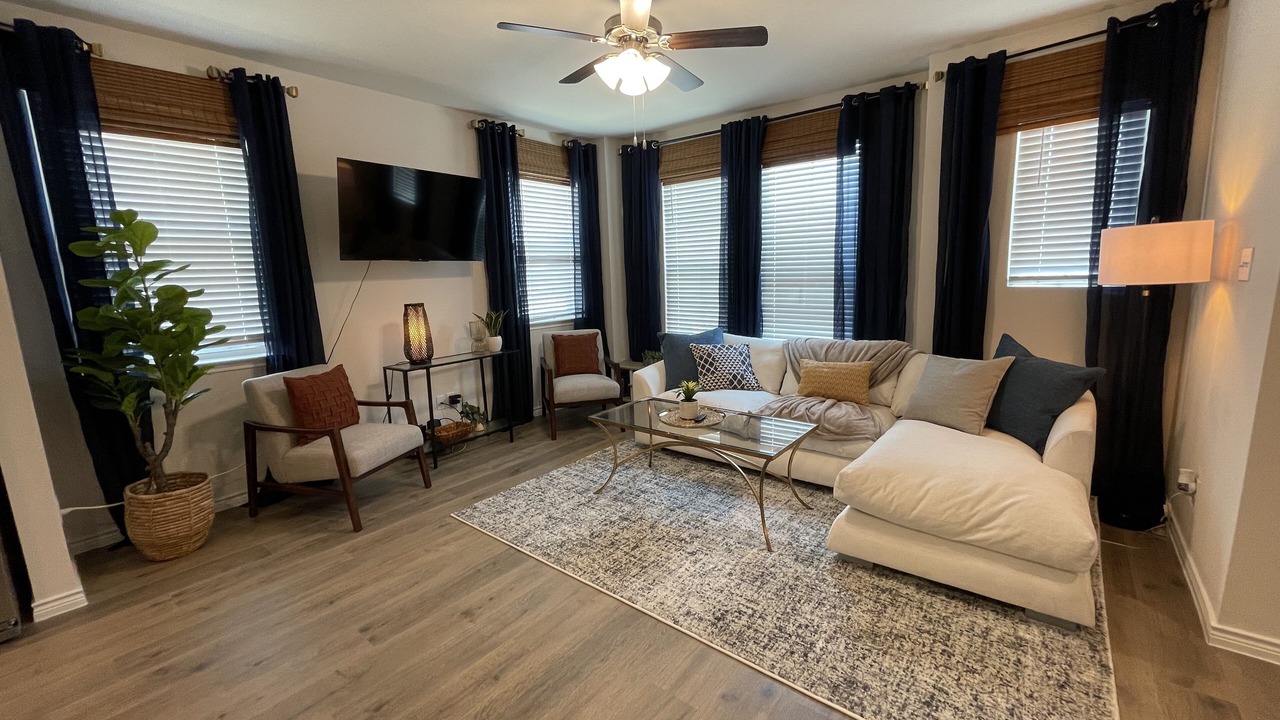 Photo of Livingroom in Mesquite
