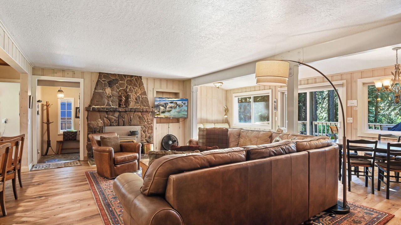 Photo of Livingroom in Kings Beach