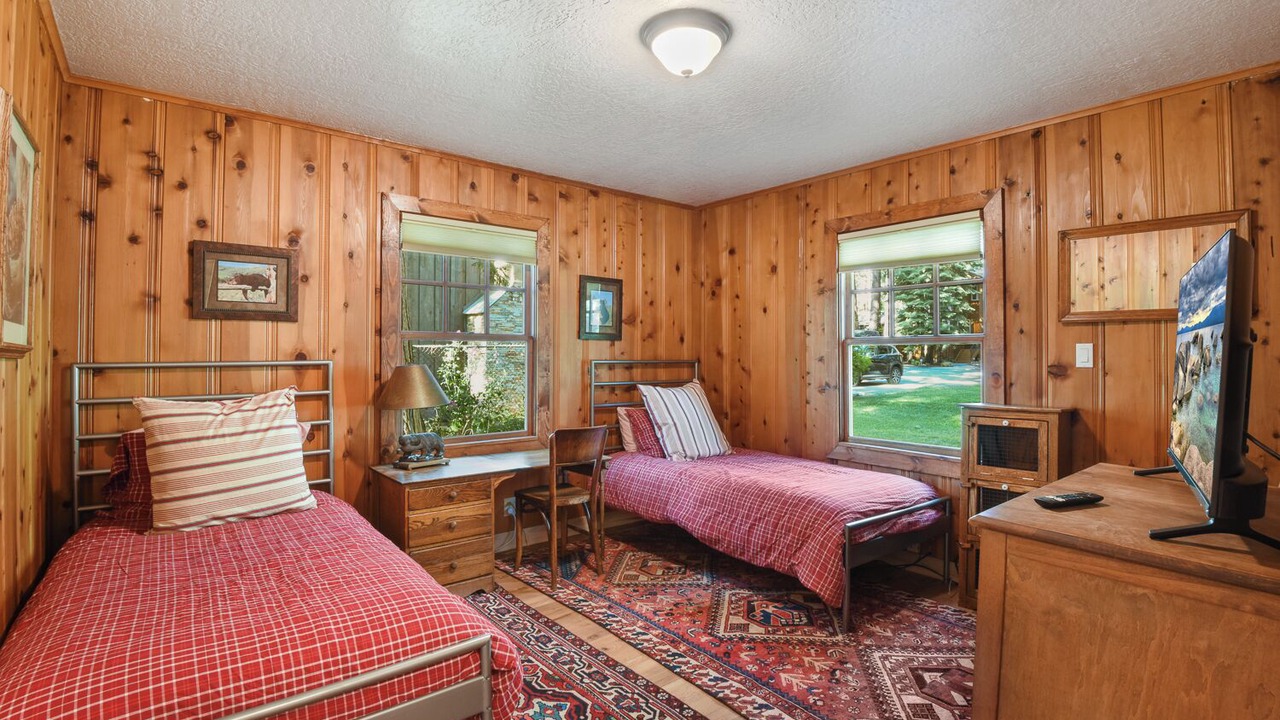 Photo of Bedroom in Kings Beach