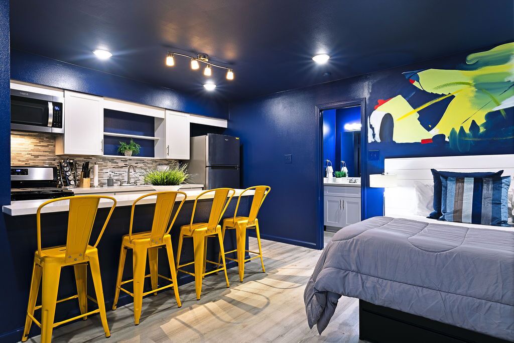 Photo of Bedroom in Neartown