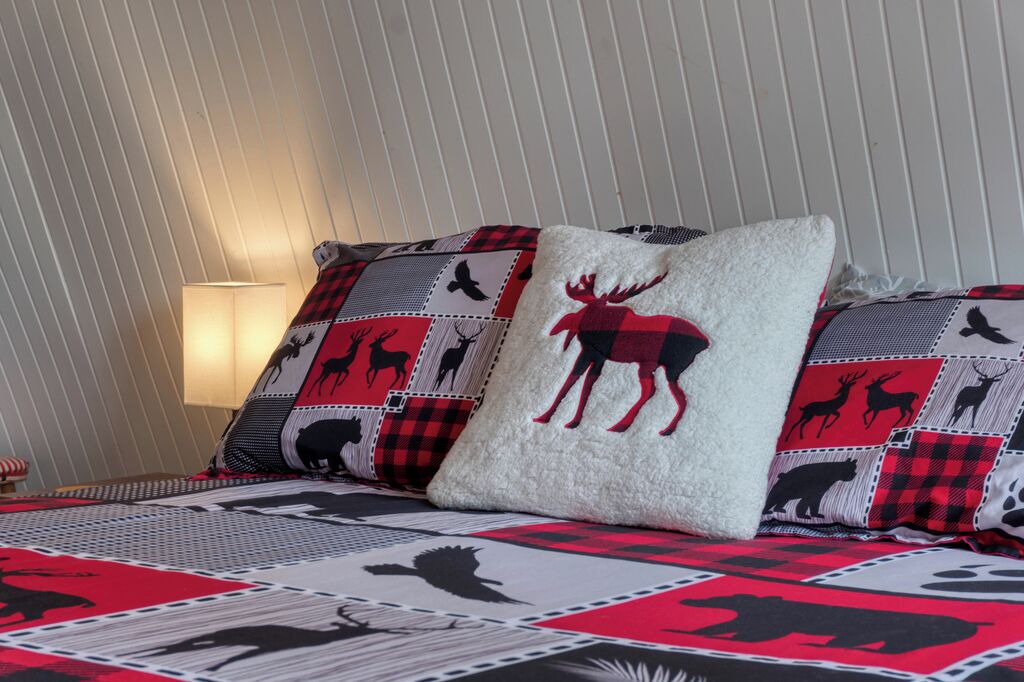 Photo of Bedroom in Adstock