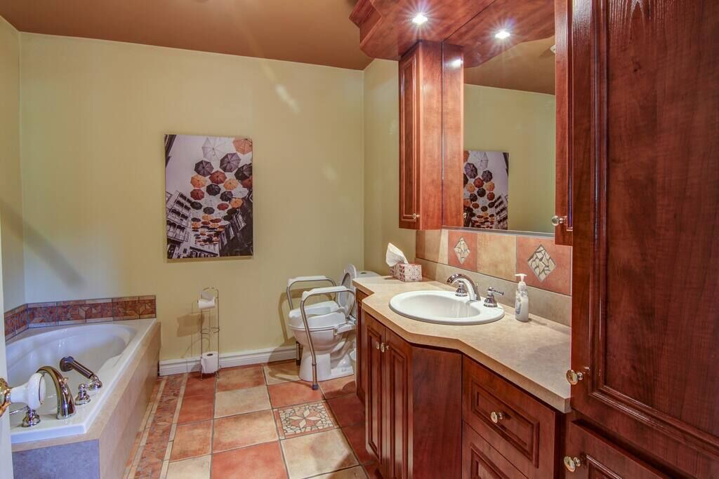 Photo of Bathroom in Chambord