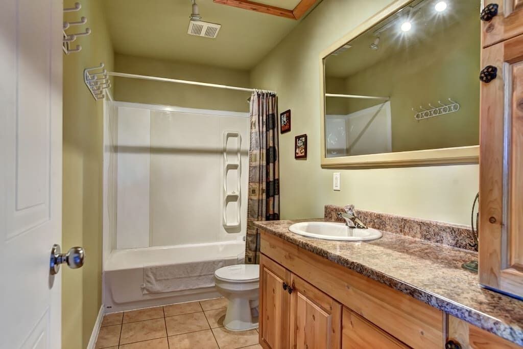 Photo of Bathroom in Petite-Riviere-Saint-Francois