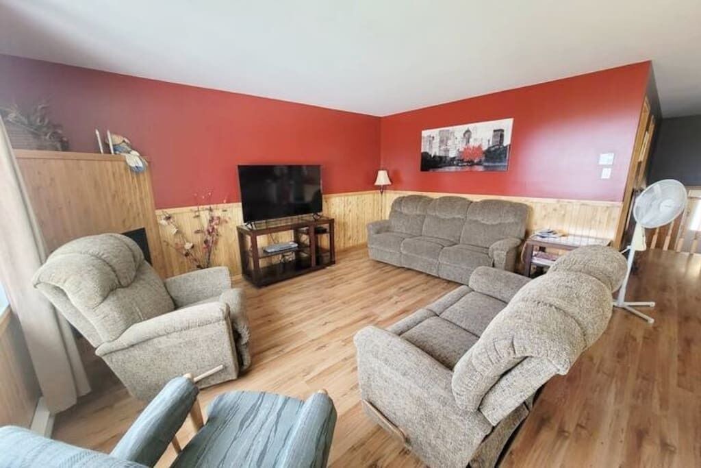 Photo of Livingroom in Petite-Riviere-Saint-Francois