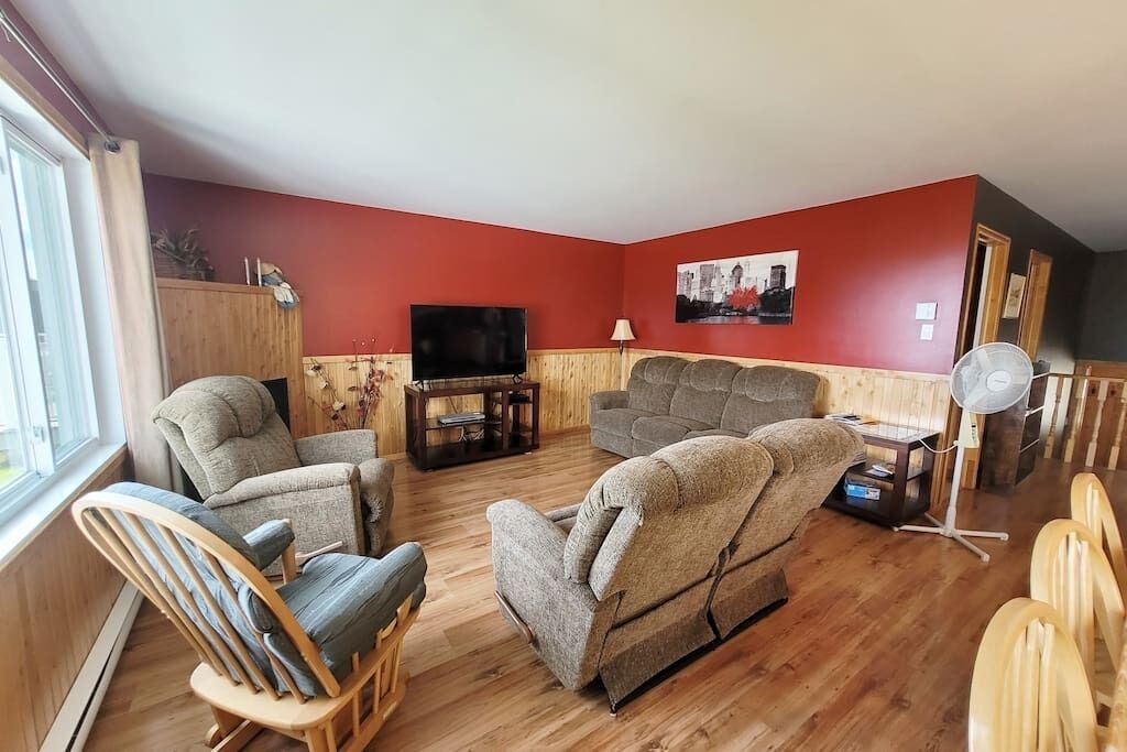 Photo of Livingroom in Petite-Riviere-Saint-Francois