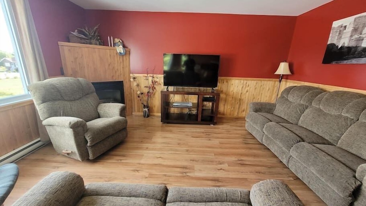 Photo of Livingroom in Petite-Riviere-Saint-Francois