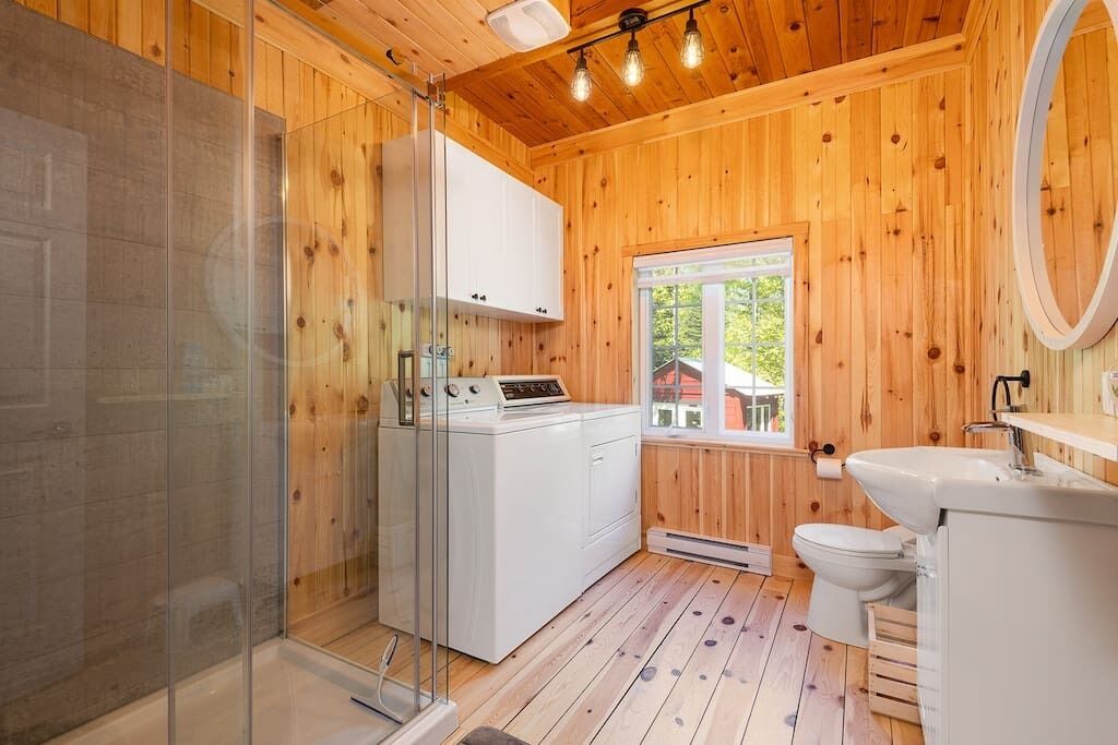 Photo of Bathroom in Les Eboulements