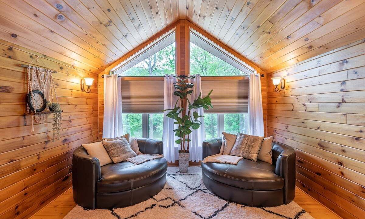 Photo of Livingroom in Reedsville