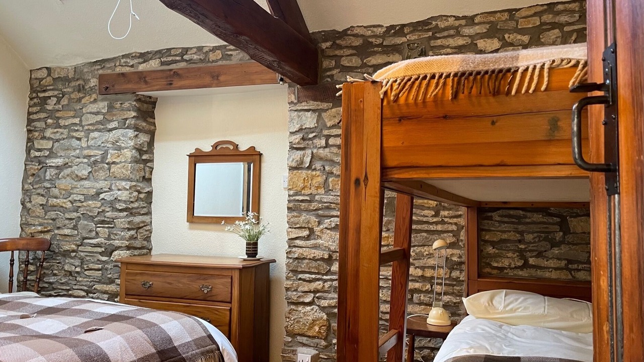 Photo of Others in Grimstone