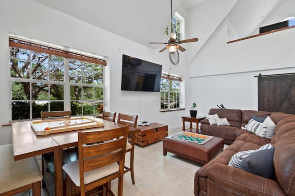 Photo of Livingroom in Moore Haven