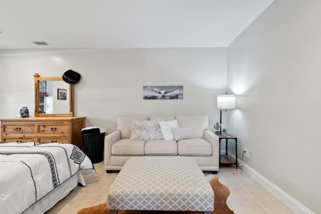 Photo of Bedroom in Moore Haven