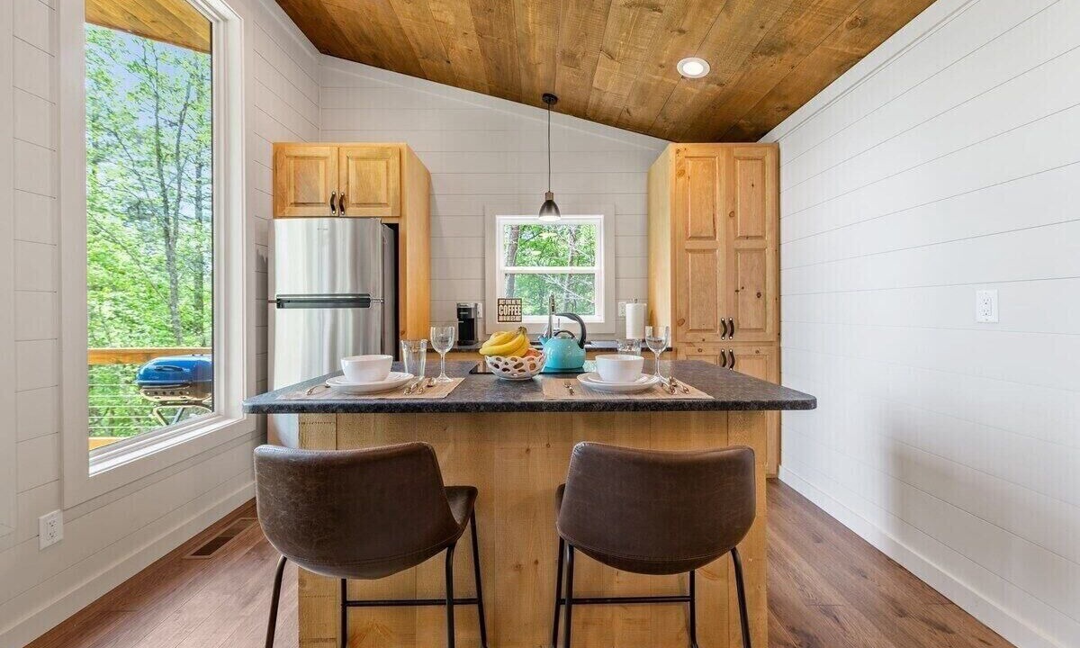 Photo of Kitchen in Mineral Bluff