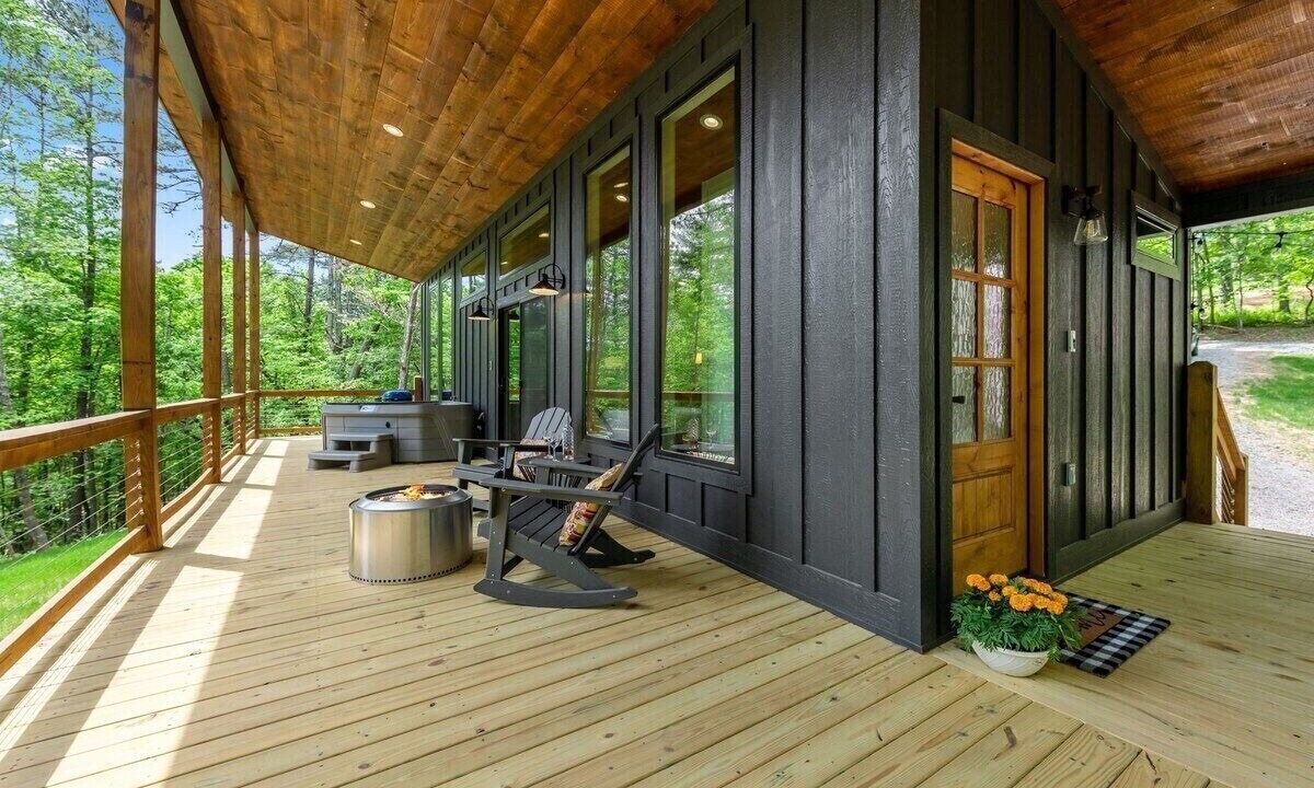 Photo of Patio Balcony in Mineral Bluff