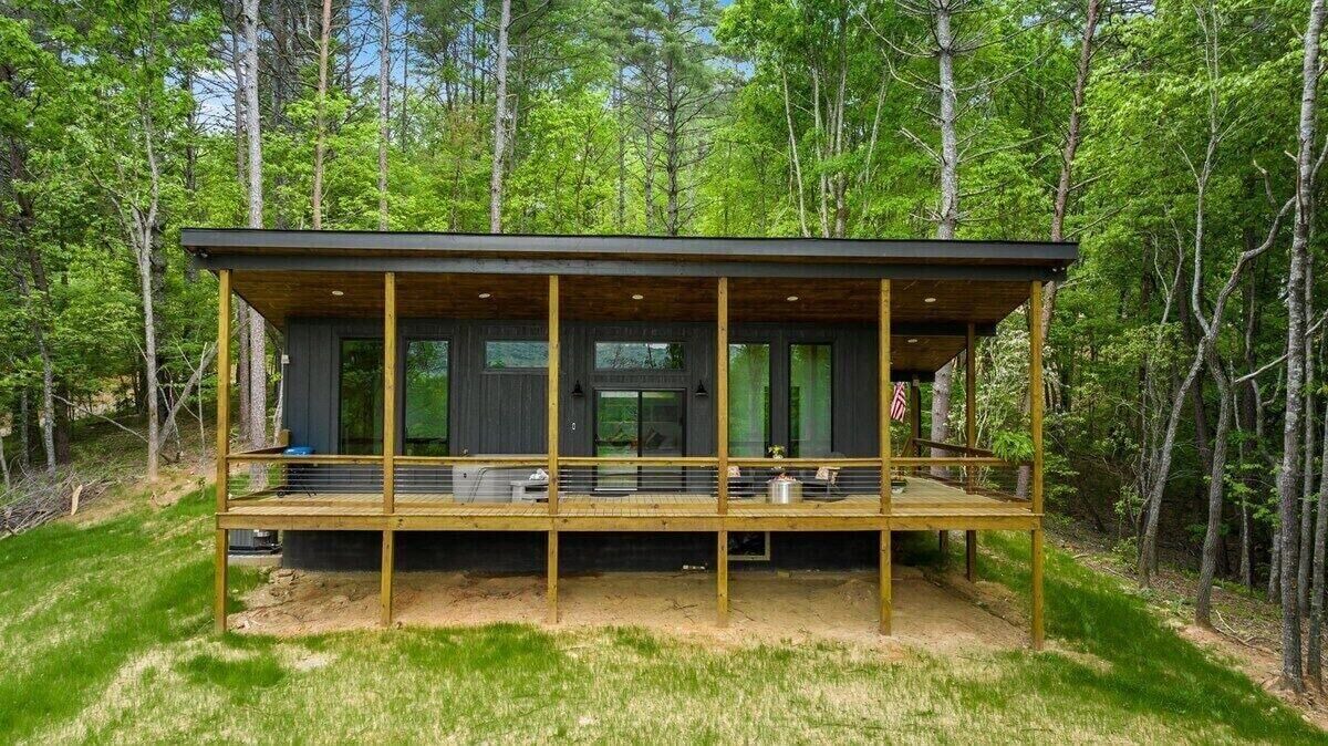 Photo of Outdoor in Mineral Bluff