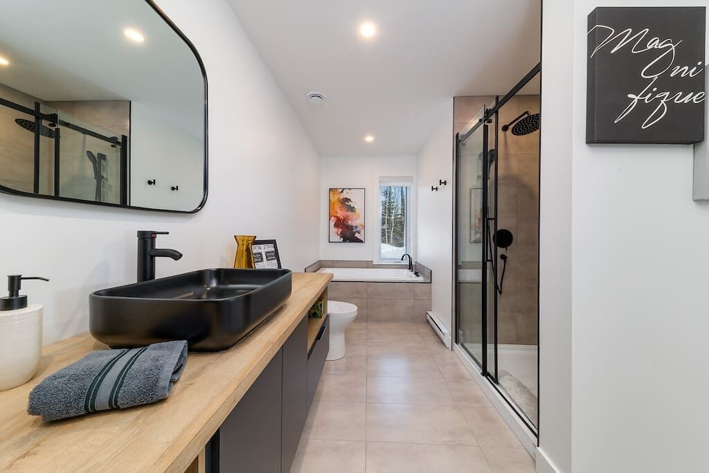 Photo of Bathroom in Saint Irenee