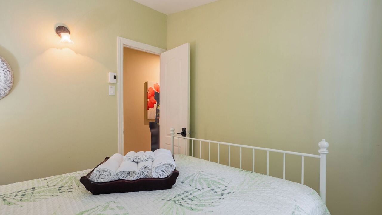 Photo of Bedroom in Asbestos