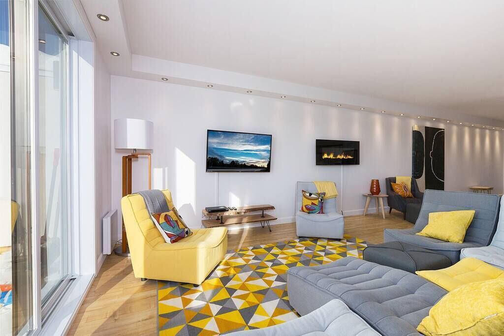 Photo of Livingroom in Saint Pierre d'Orleans