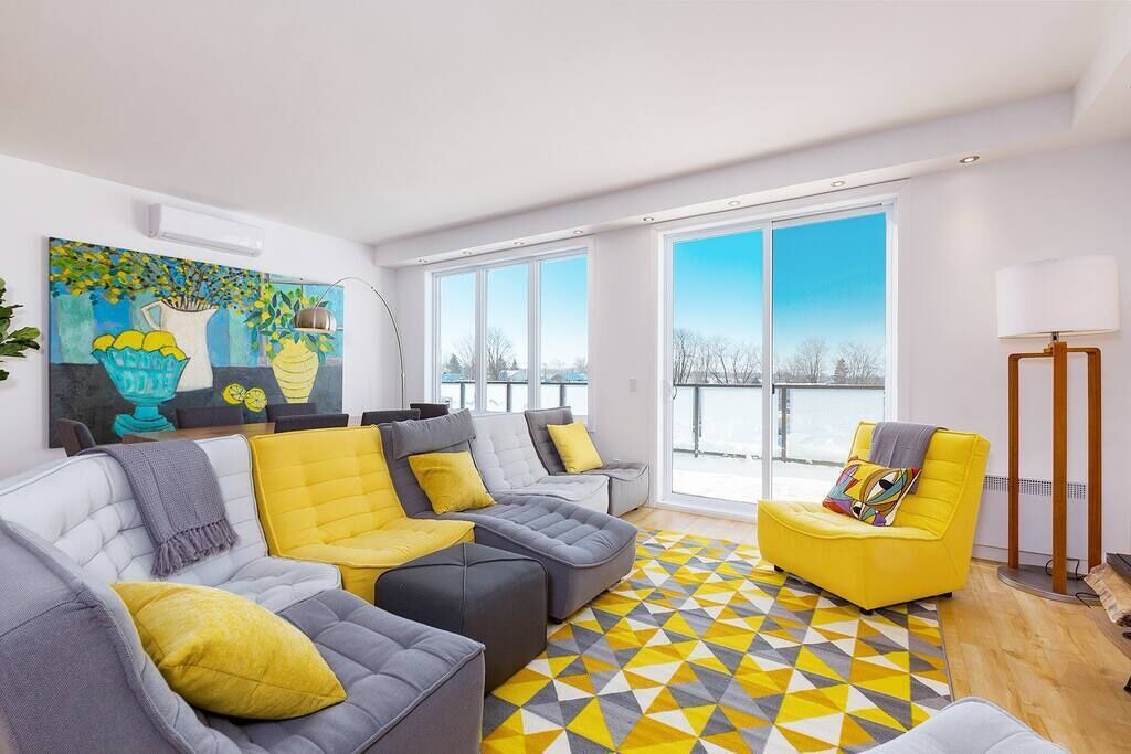Photo of Livingroom in Saint Pierre d'Orleans