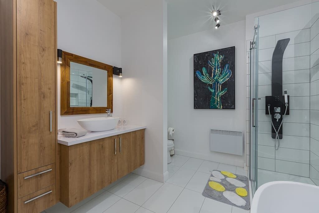 Photo of Bathroom in Saint Pierre d'Orleans
