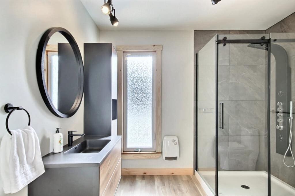 Photo of Bathroom in Saint-Tite-des-Caps