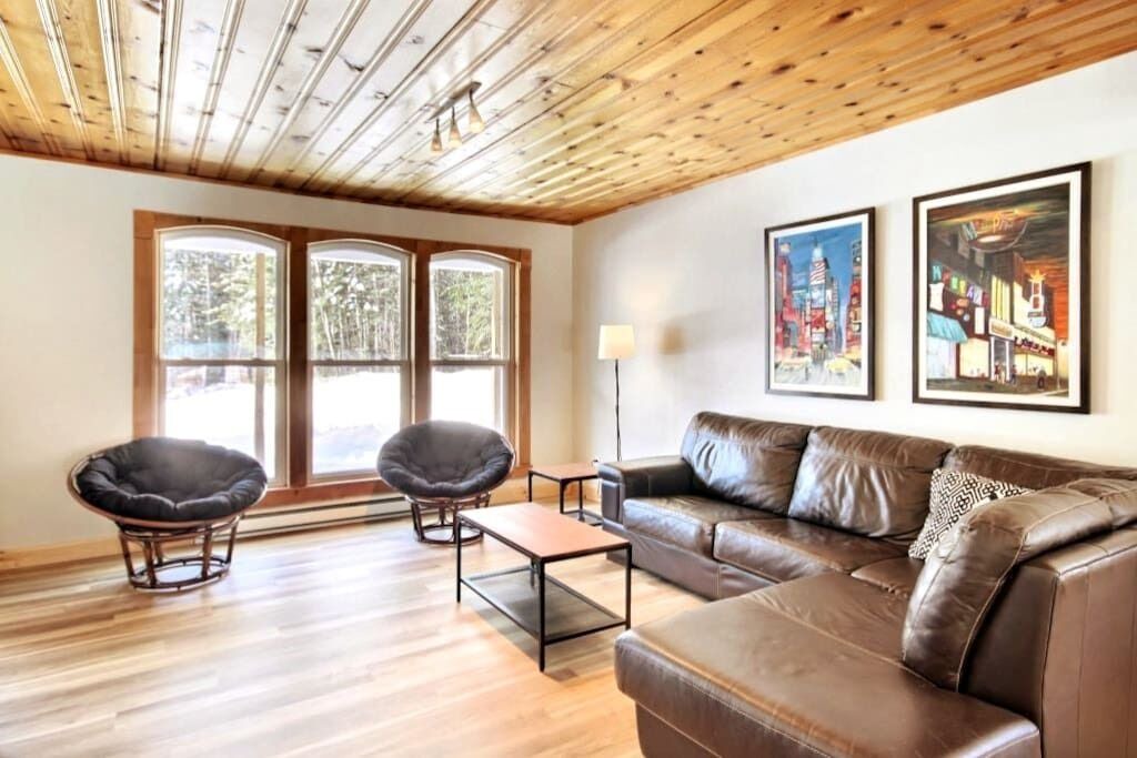 Photo of Bedroom in Saint-Tite-des-Caps