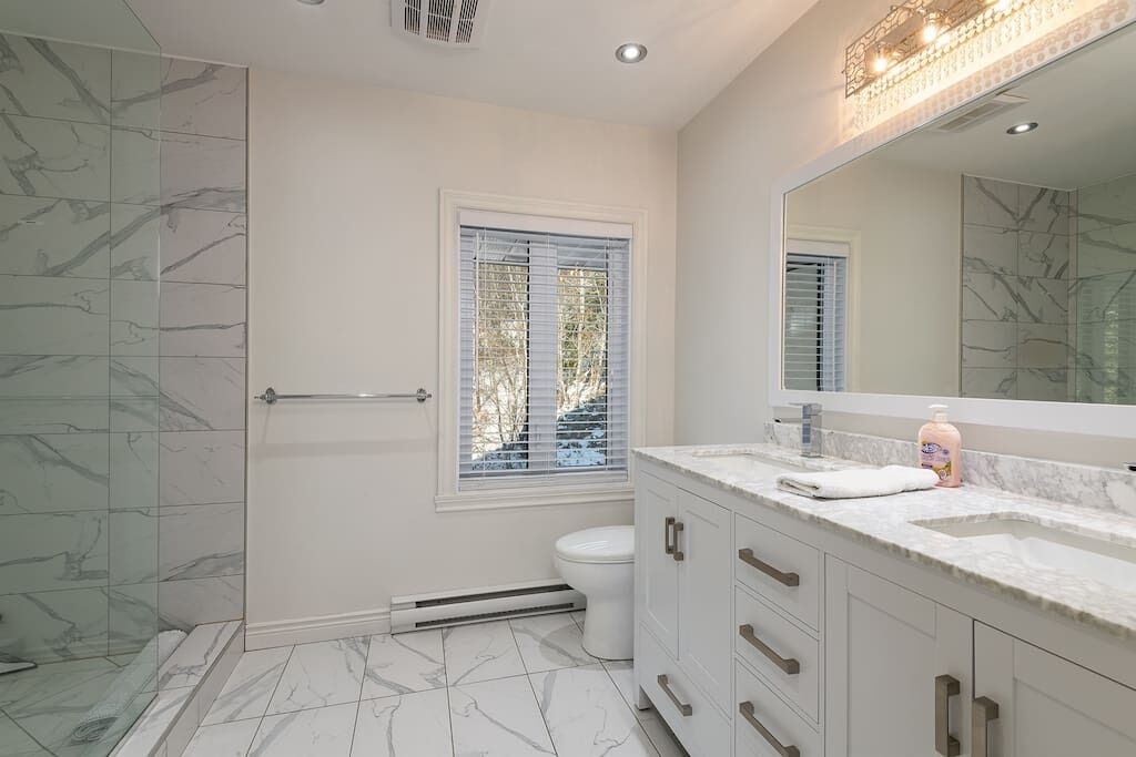 Photo of Bathroom in Saint Irenee