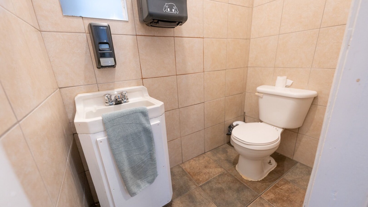 Photo of Bathroom in Sainte-Sophie-d'Halifax